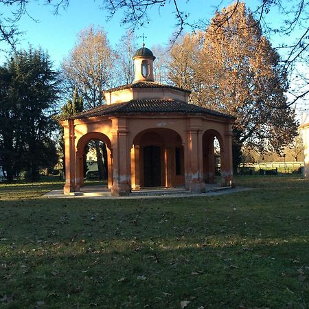 Bed & Breakfast Sforza 19 San Colombano al Lambro Exterior photo