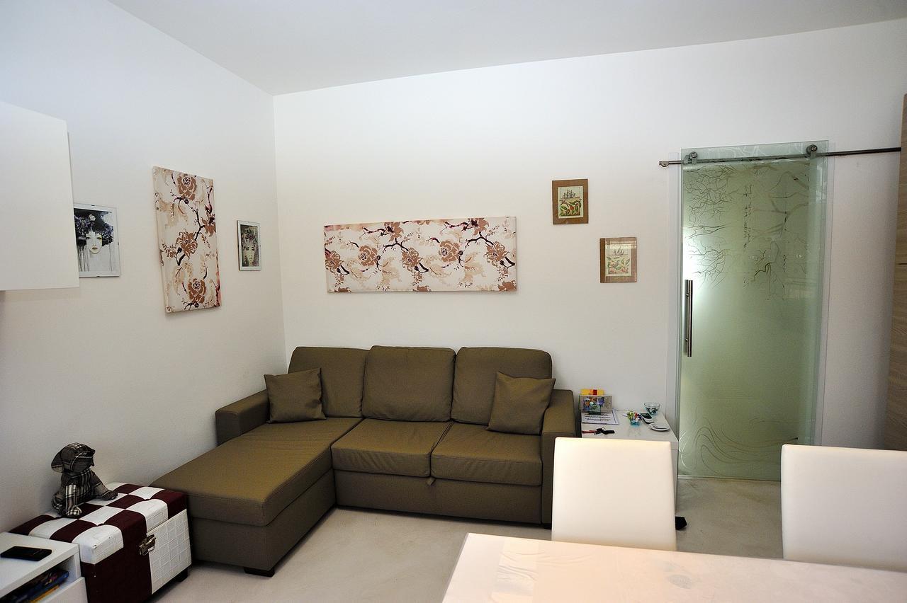 Bed & Breakfast Sforza 19 San Colombano al Lambro Exterior photo
