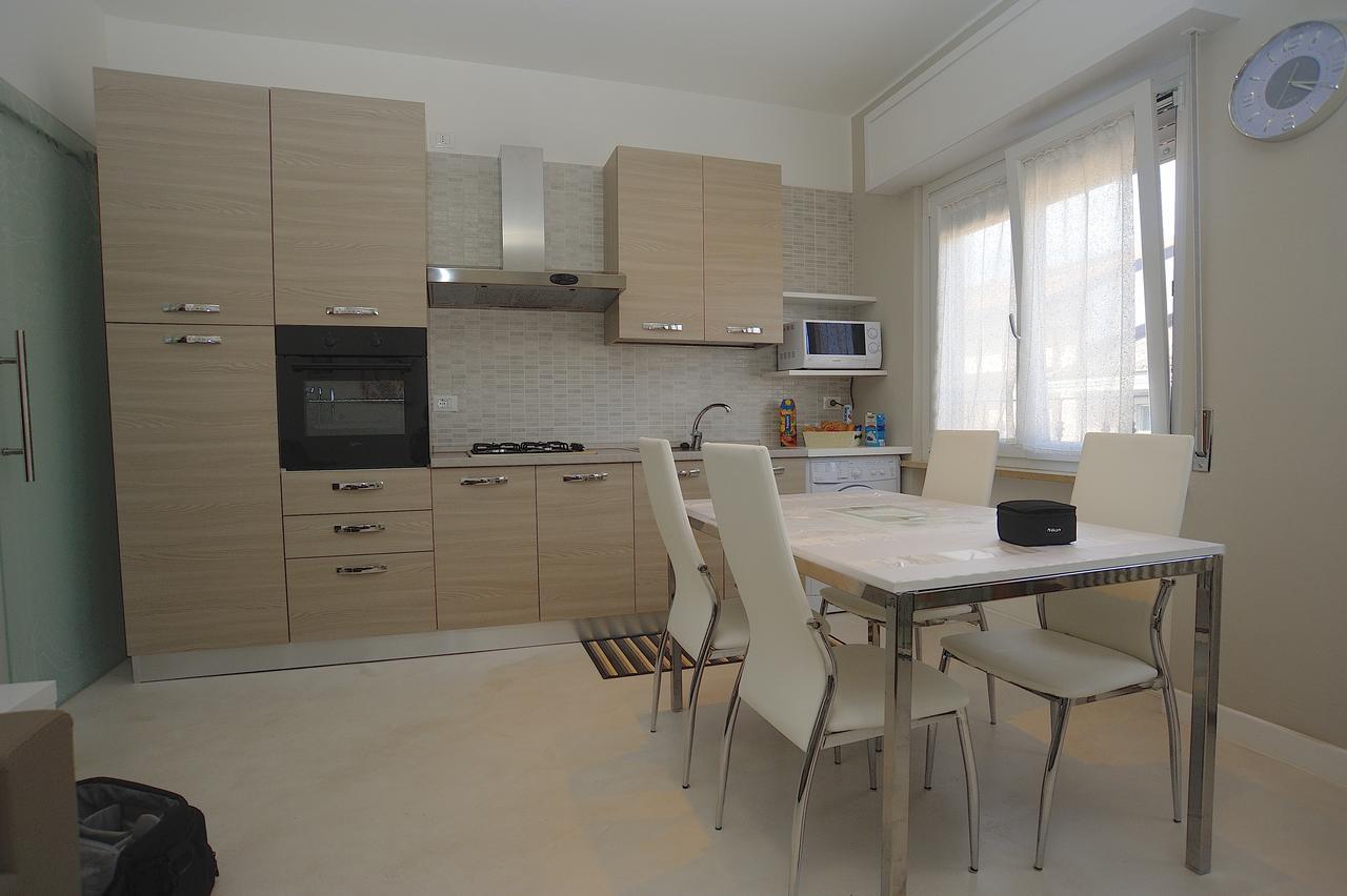 Bed & Breakfast Sforza 19 San Colombano al Lambro Exterior photo